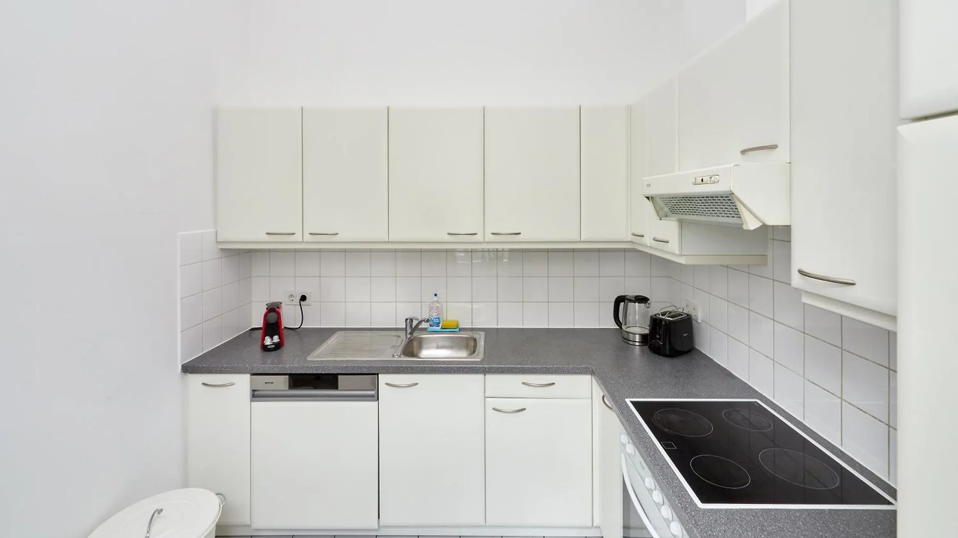 Central Apartment Kreuzgasse Vienna Austria